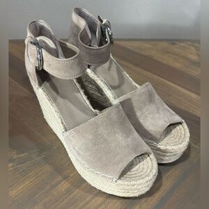 Marc Fisher Alida Tan Suede Espadrille Wedge Womens 10M